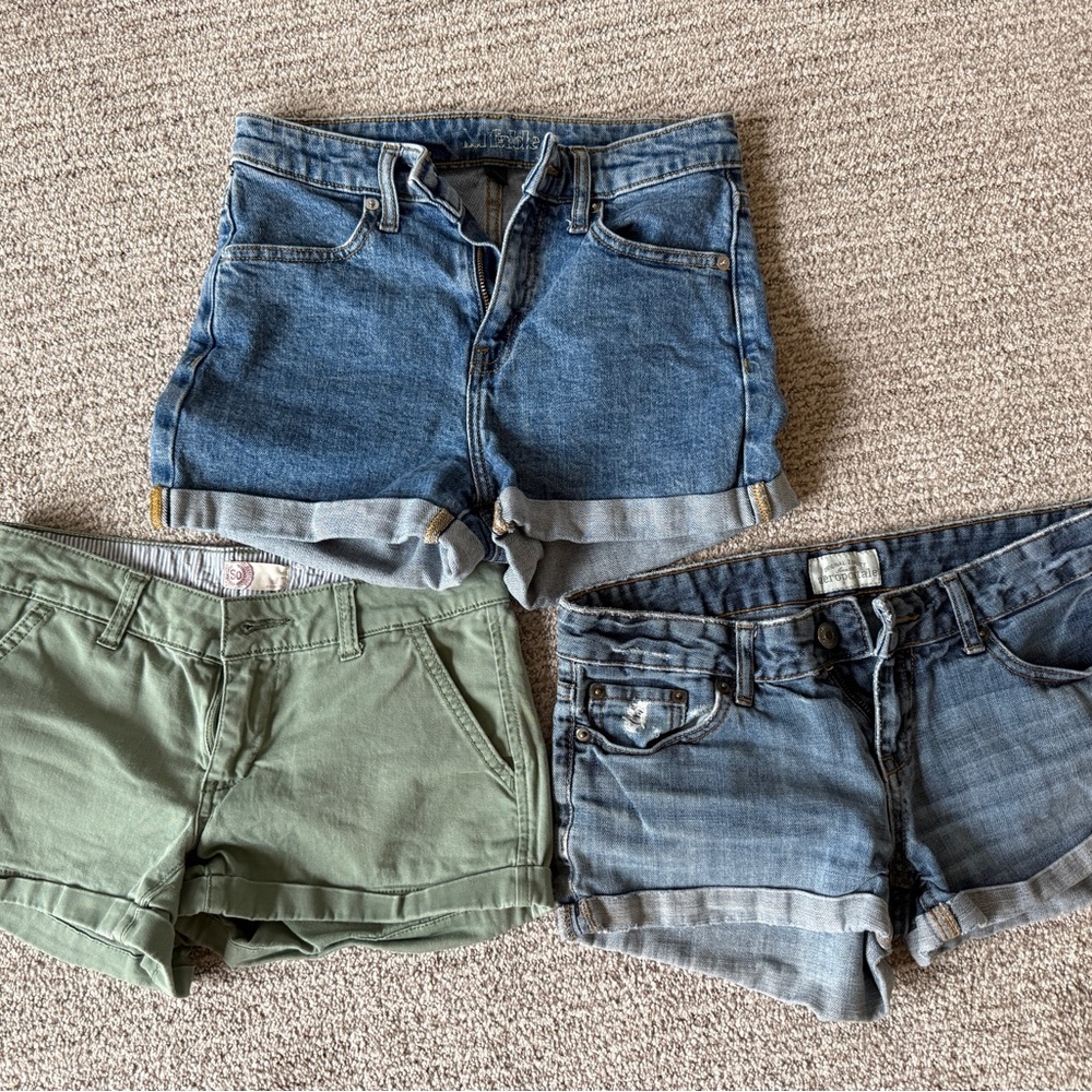 Women’s/Juniors shorts bundle